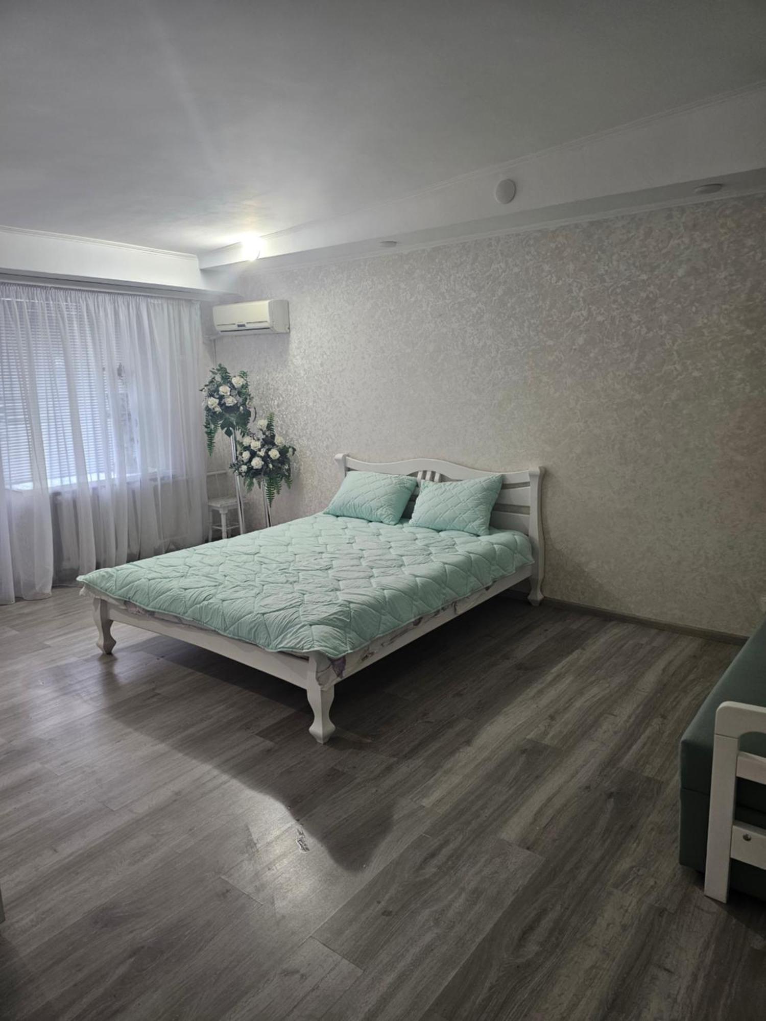 White apartament Kremenchuk Exterior foto